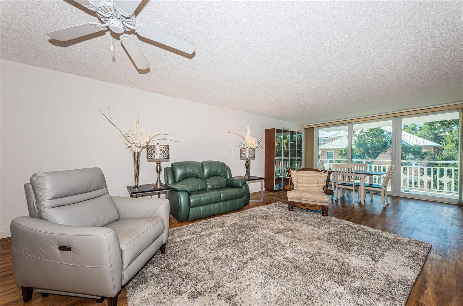 700 BEACH DRIVE NE, #308, St Petersburg, FL 33701 Living Room