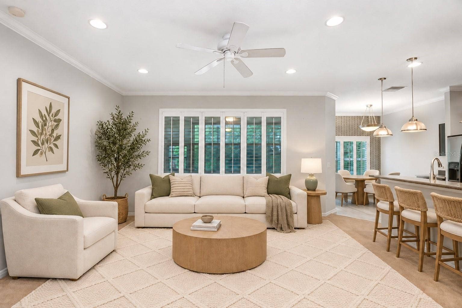 1161 EMERALD HILL WAY, Valrico, FL 33594 Spacious Living area
