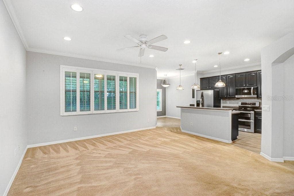 1161 EMERALD HILL WAY, Valrico, FL 33594 1161 EMERALD HILL WAY, Valrico, FL 33594