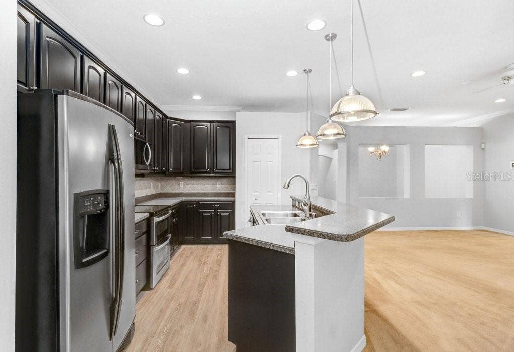 1161 EMERALD HILL WAY, Valrico, FL 33594 1161 EMERALD HILL WAY, Valrico, FL 33594