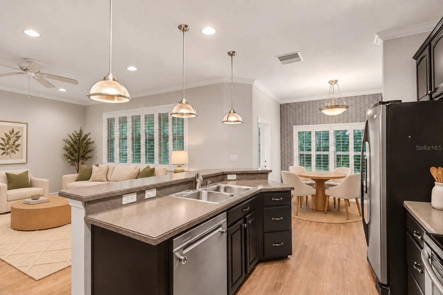 1161 EMERALD HILL WAY, Valrico, FL 33594 Spacious Great Room