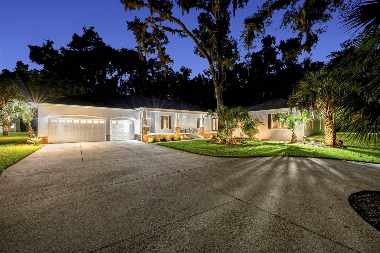 24201 OAKS BOULEVARD, Land O Lakes, FL 34639 24201 OAKS BOULEVARD, Land O Lakes, FL 34639