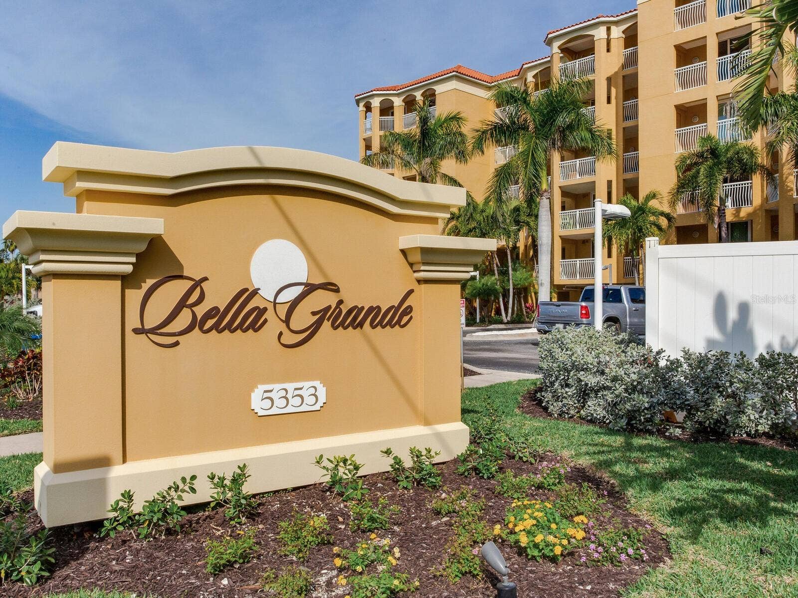 5353 GULF BOULEVARD, #B202, St Pete Beach, FL 33706 Belle Grande
