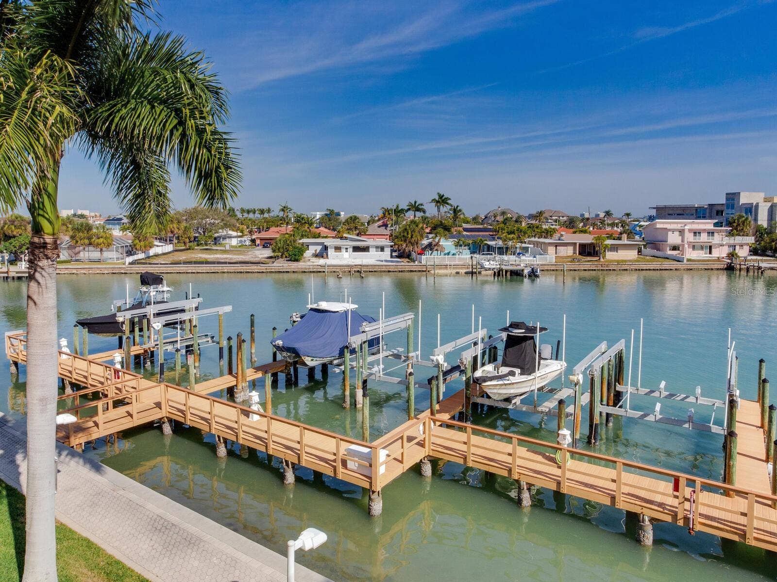 5353 GULF BOULEVARD, #B202, St Pete Beach, FL 33706 5353 GULF BOULEVARD, #B202, St Pete Beach, FL 33706