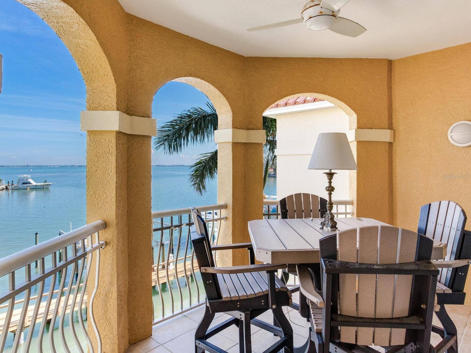 5353 GULF BOULEVARD, #B202, St Pete Beach, FL 33706 5353 GULF BOULEVARD, #B202, St Pete Beach, FL 33706