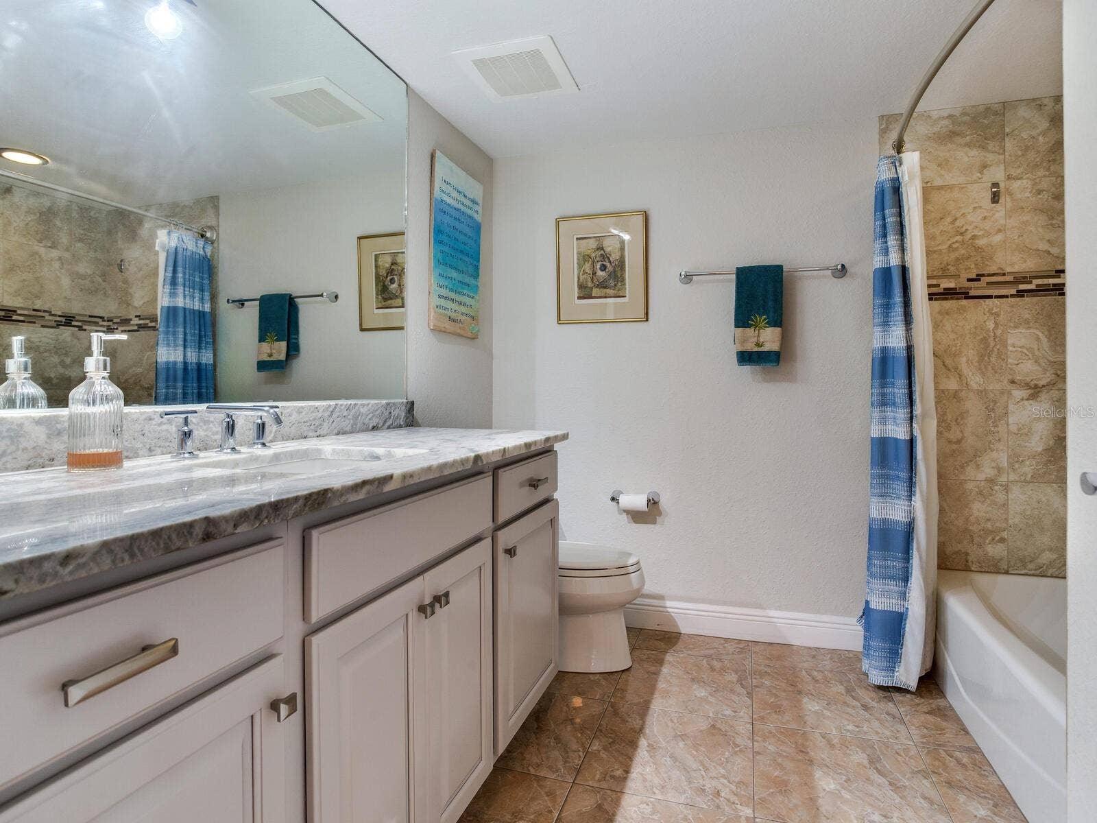 5353 GULF BOULEVARD, #B202, St Pete Beach, FL 33706 Full Bathroom