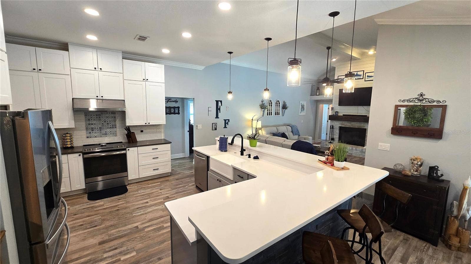 9991 WINDTREE BOULEVARD, Seminole, FL 33772 No shortage of cabinets space in this beautiful kitchen.