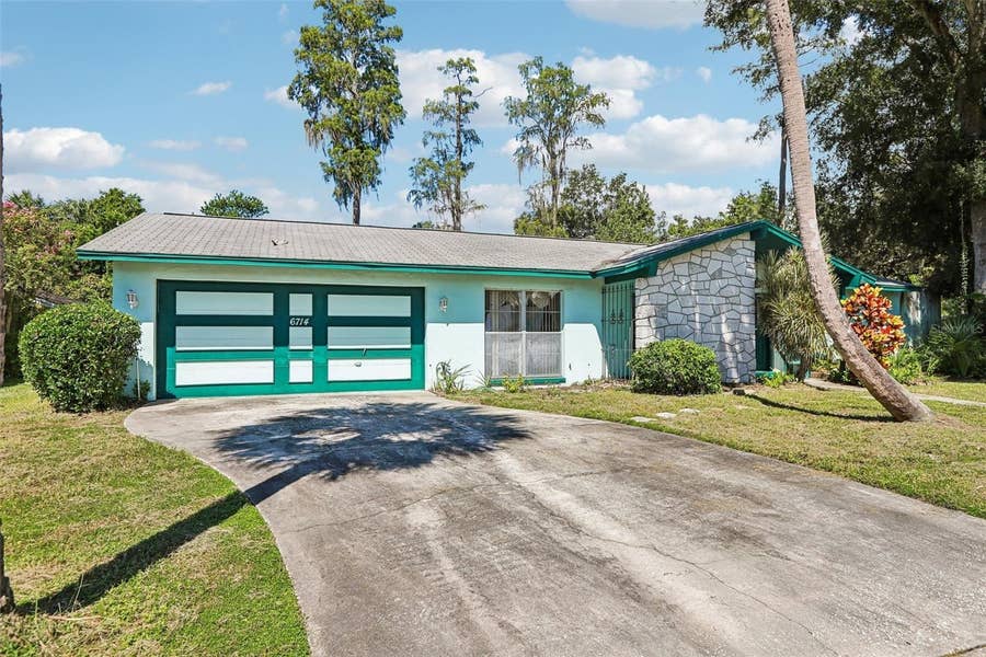 Property photo for 6714 GATEWAY DRIVE, Tampa, FL