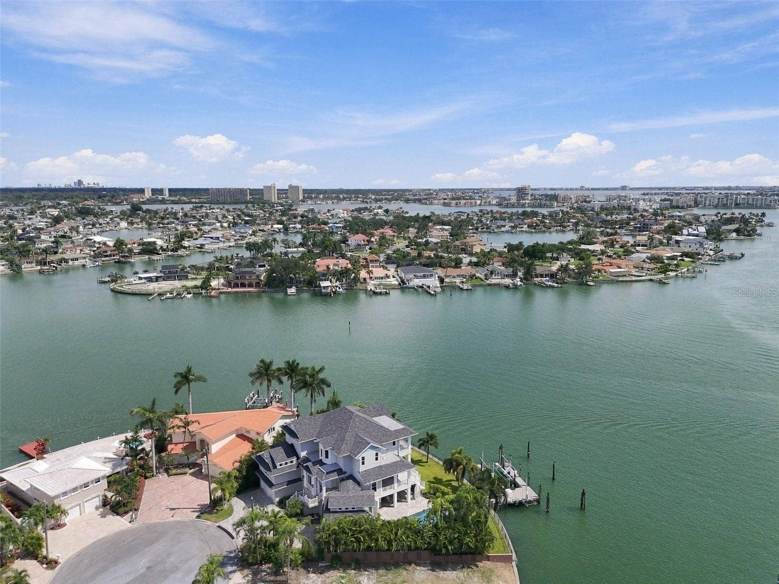 14 MARINA TERRACE, Treasure Island, FL 33706
