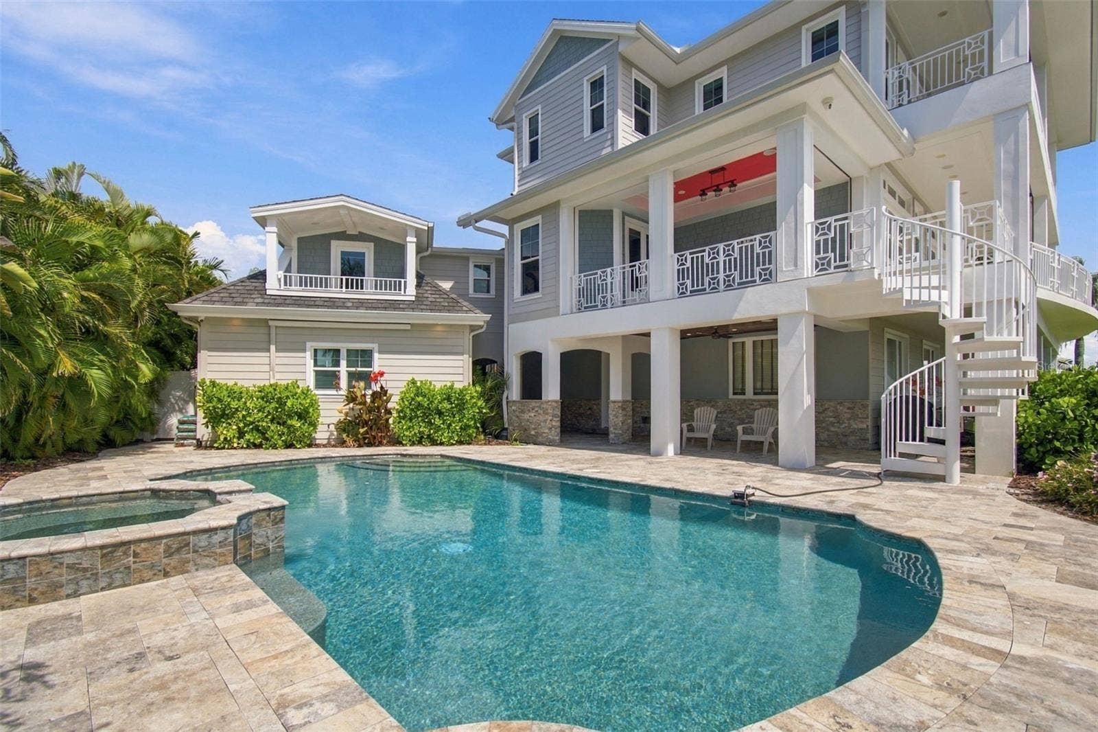 14 MARINA TERRACE, Treasure Island, FL 33706