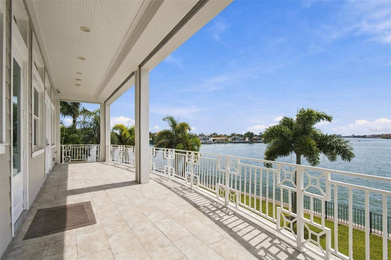 14 MARINA TERRACE, Treasure Island, FL 33706