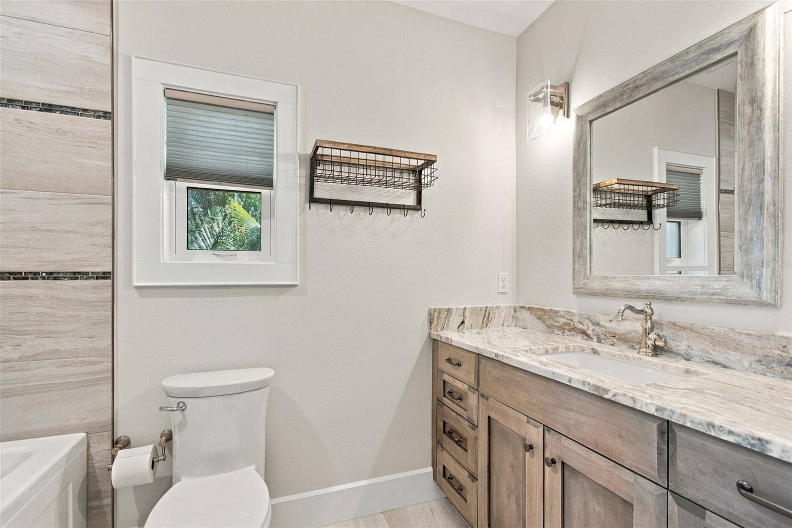 14 MARINA TERRACE, Treasure Island, FL 33706