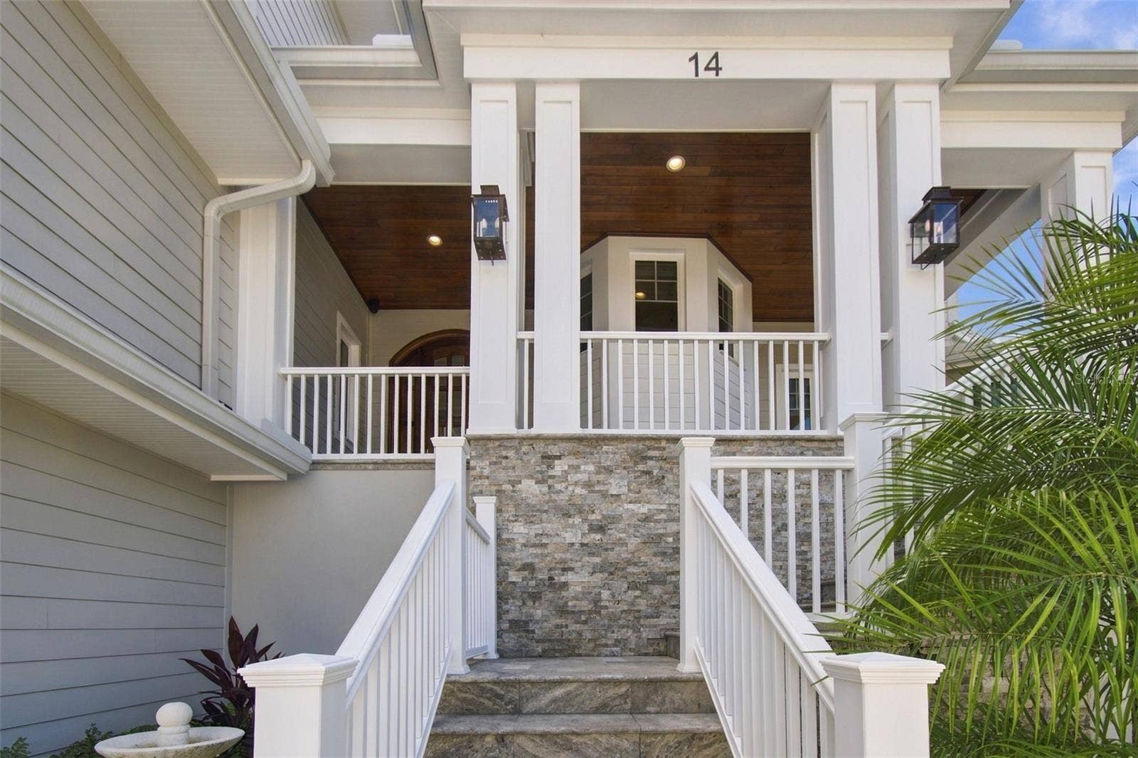 14 MARINA TERRACE, Treasure Island, FL 33706