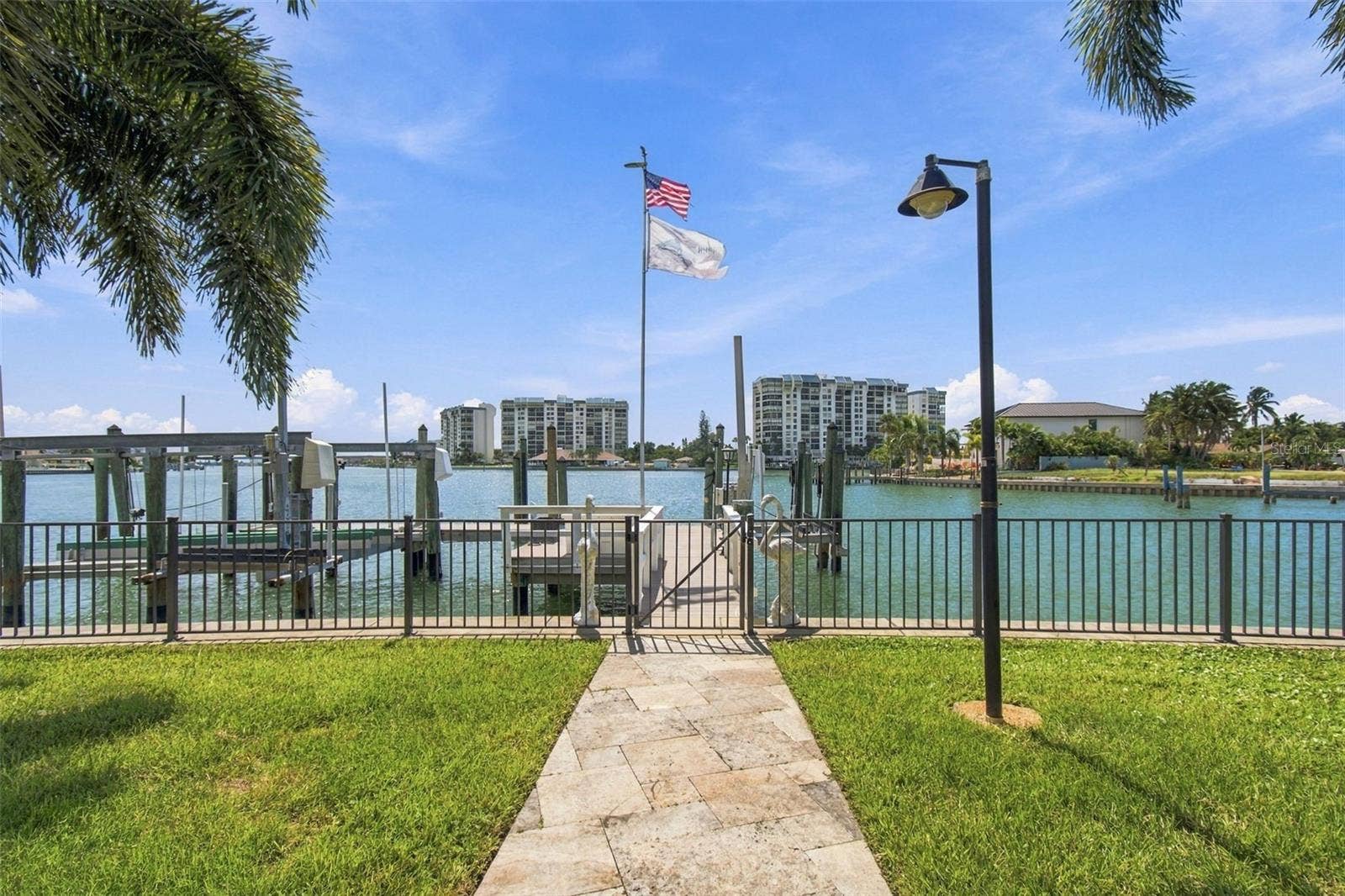 14 MARINA TERRACE, Treasure Island, FL 33706