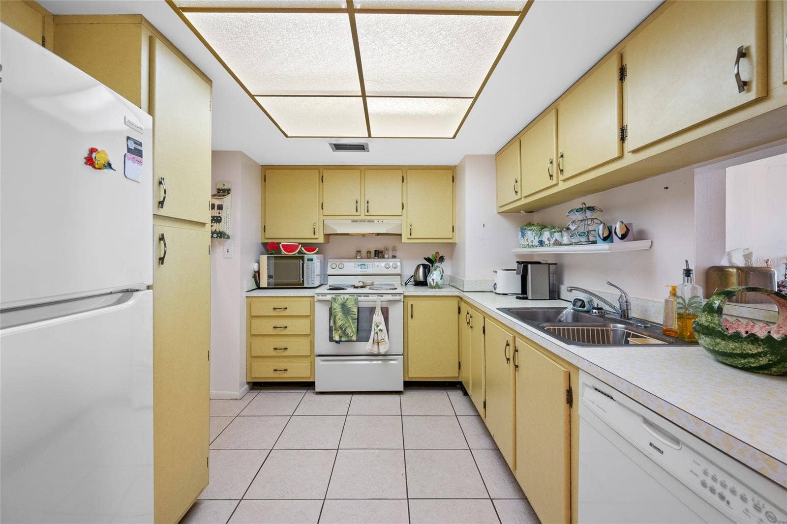 285 107 AVENUE, #306, Treasure Island, FL 33706