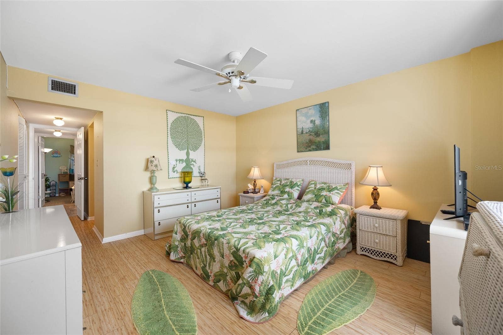 285 107 AVENUE, #306, Treasure Island, FL 33706