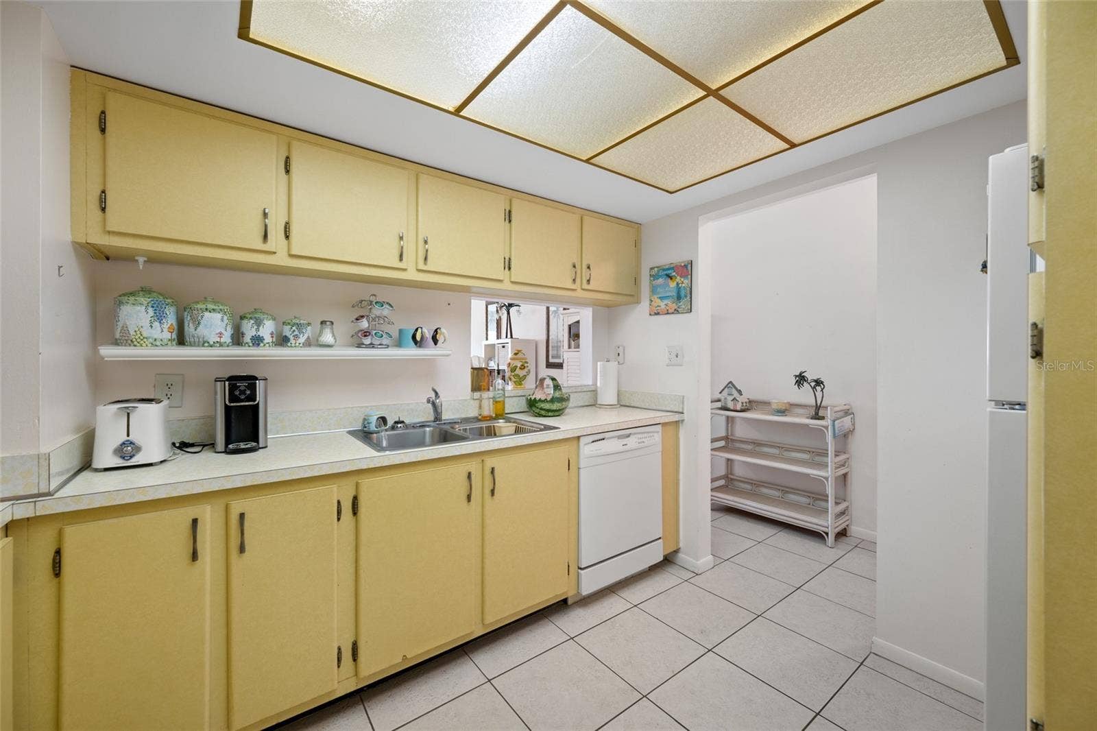 285 107 AVENUE, #306, Treasure Island, FL 33706