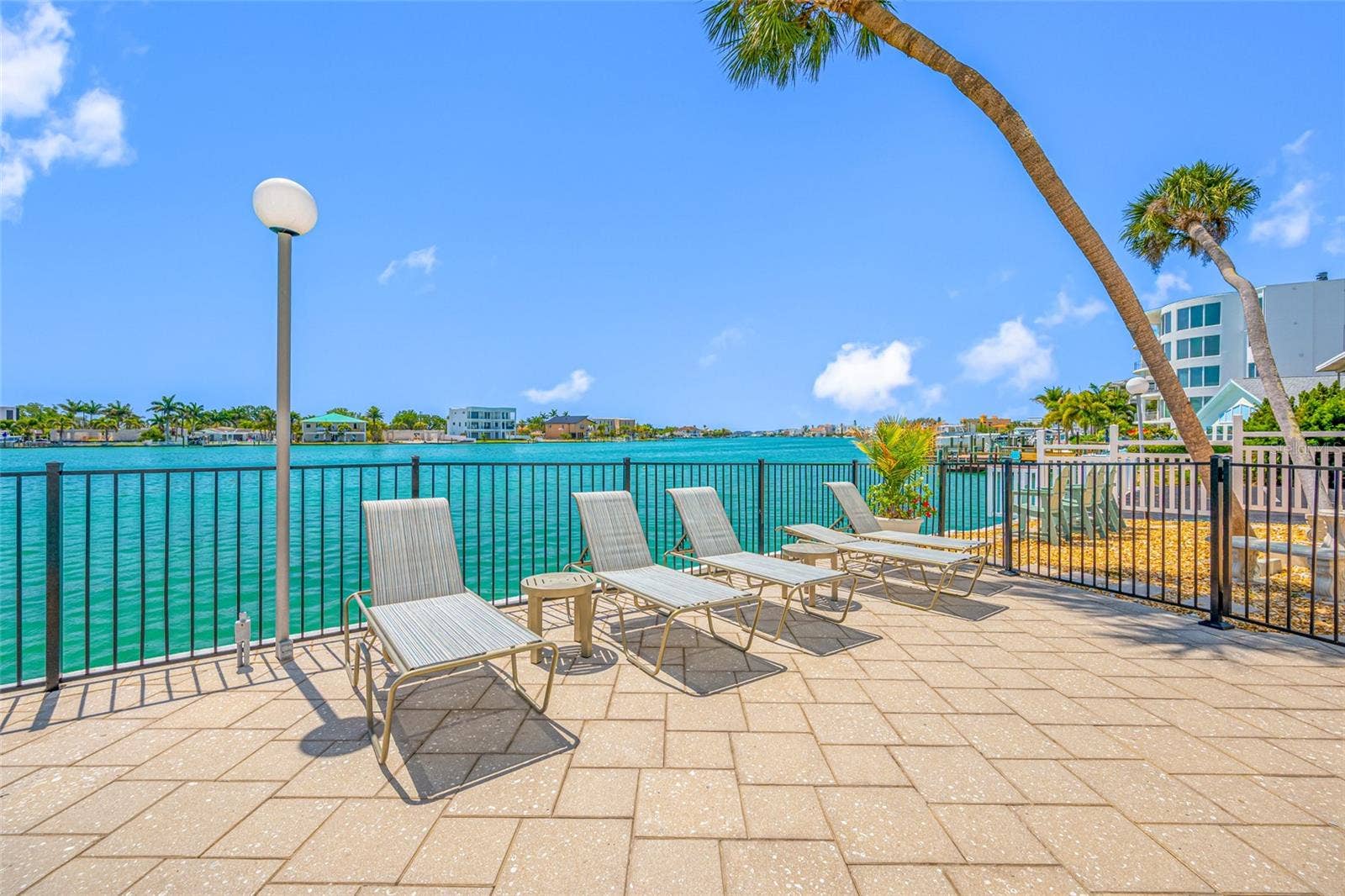 285 107 AVENUE, #306, Treasure Island, FL 33706