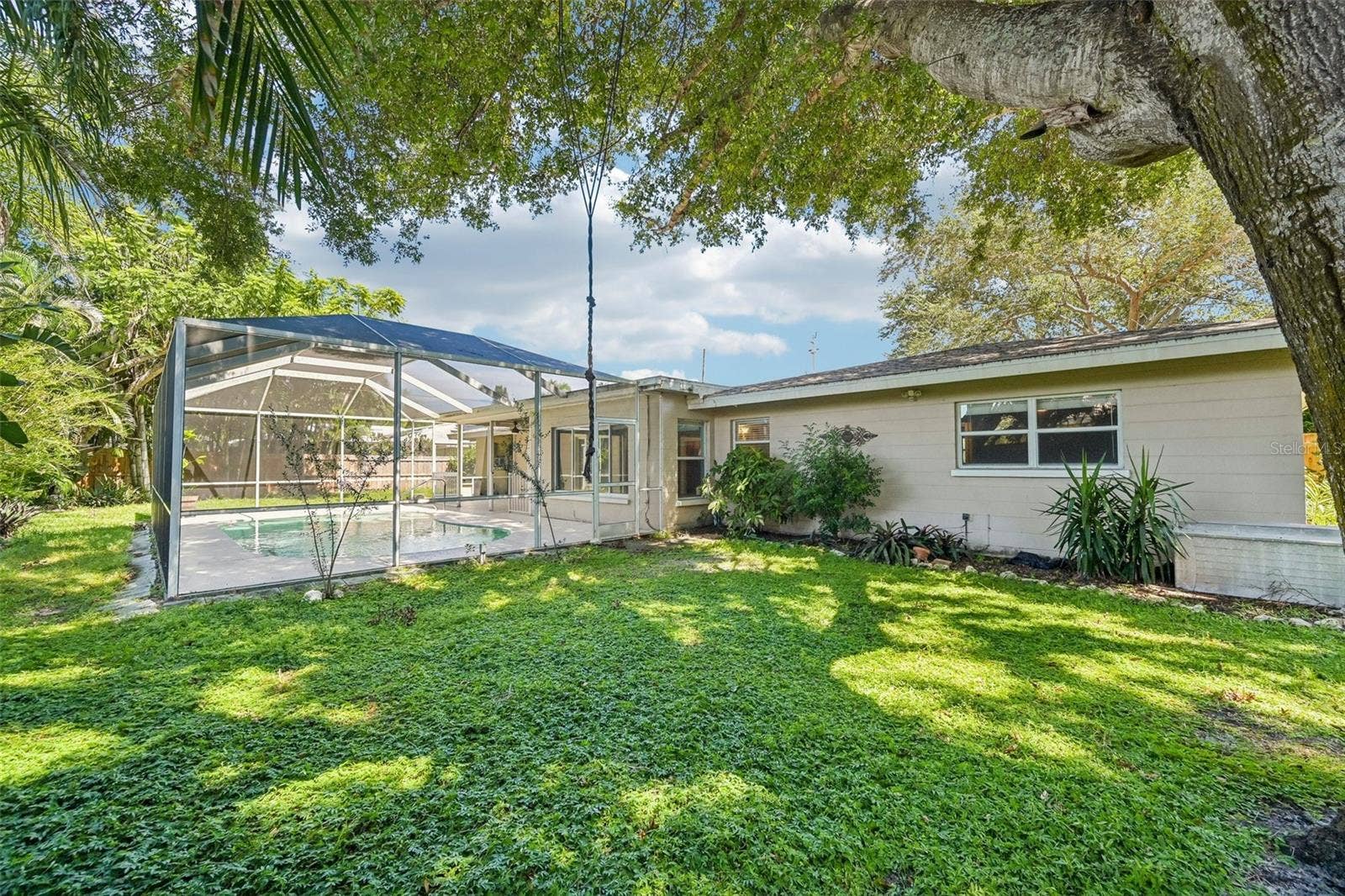 2400 S BRINK AVENUE, Sarasota, FL 34239