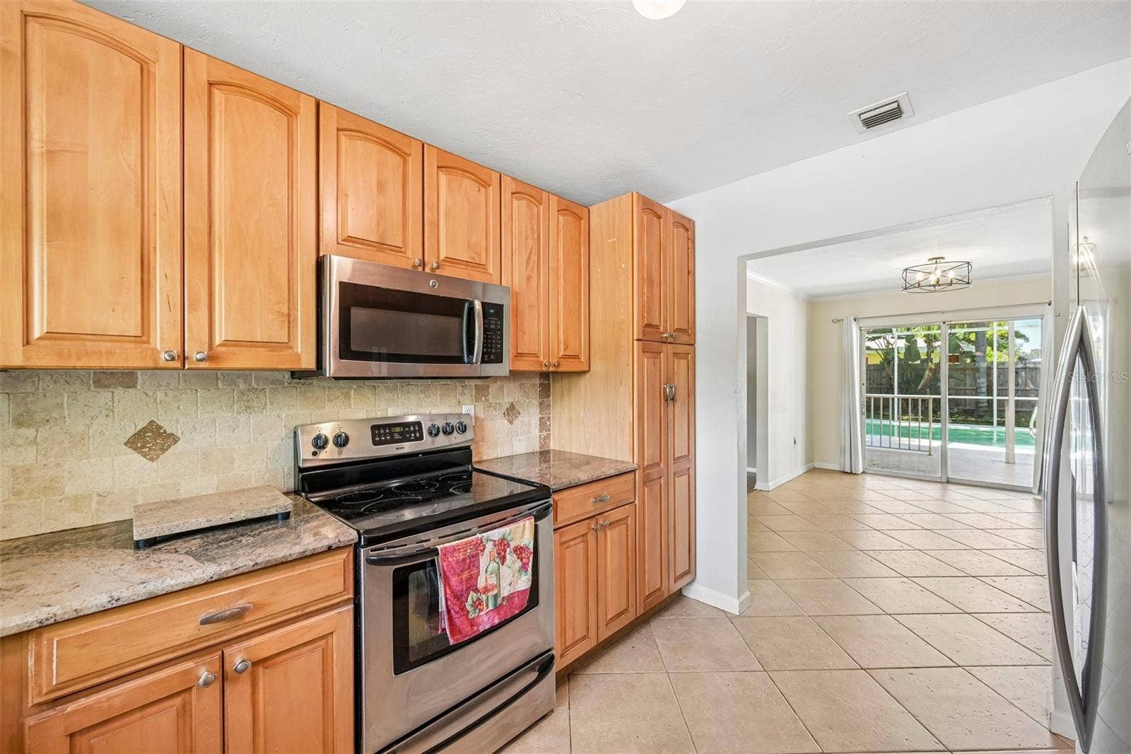 2400 S BRINK AVENUE, Sarasota, FL 34239