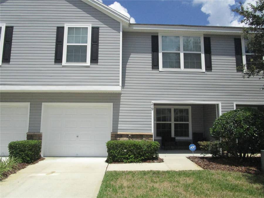 Property photo for 219 WOODKNOLL PLACE, Valrico, FL