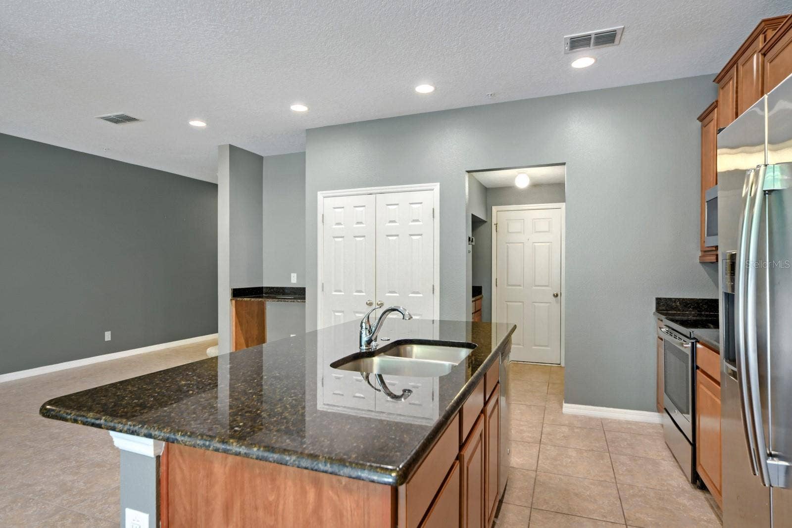 900 WALKERS GROVE LANE, Winter Garden, FL 34787 900 WALKERS GROVE LANE, Winter Garden, FL 34787