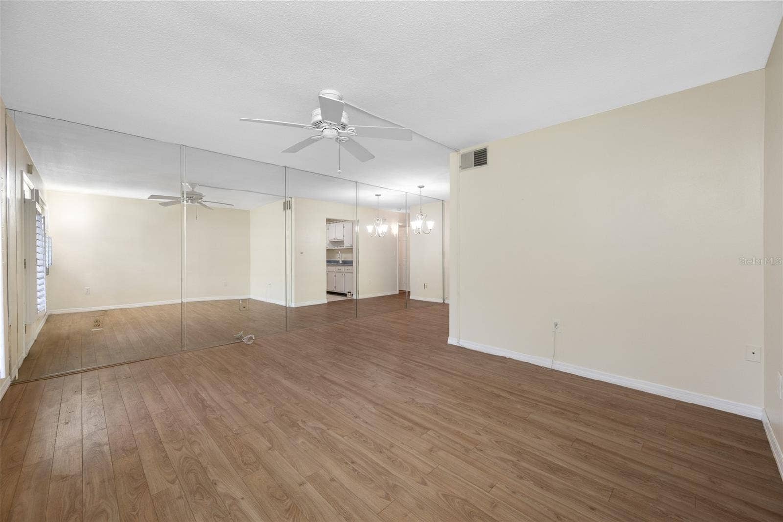 8075 112 STREET, #104, Seminole, FL 33772 8075 112 STREET, #104, Seminole, FL 33772
