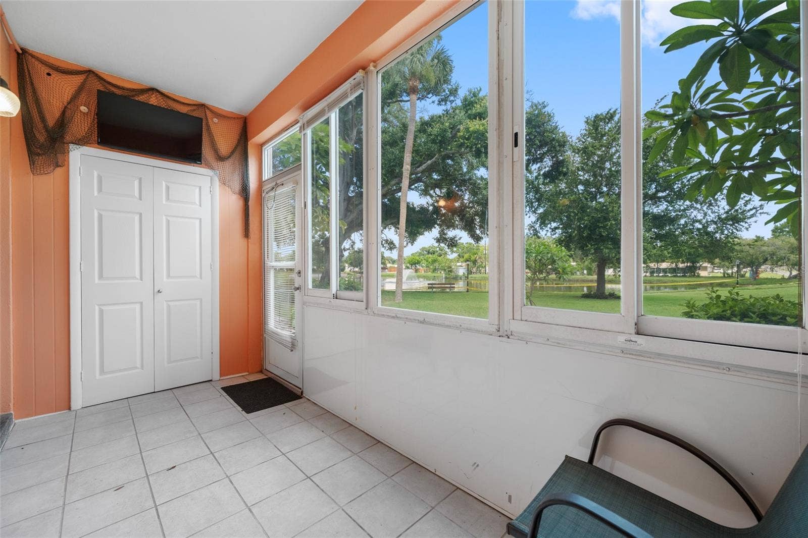 8075 112 STREET, #104, Seminole, FL 33772 8075 112 STREET, #104, Seminole, FL 33772