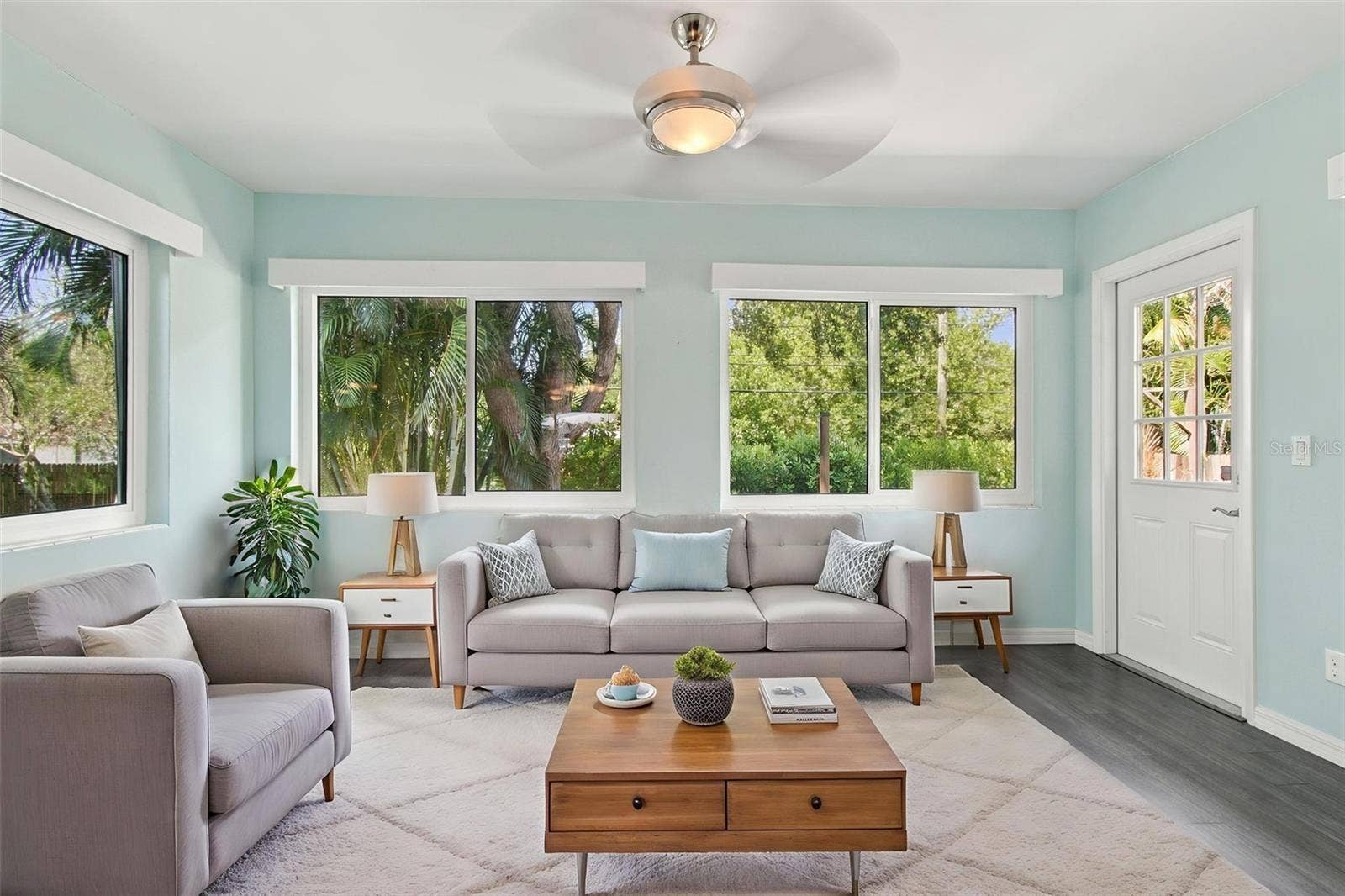 1612 SAN CHARLES DRIVE, Dunedin, FL 34698 Florida Room