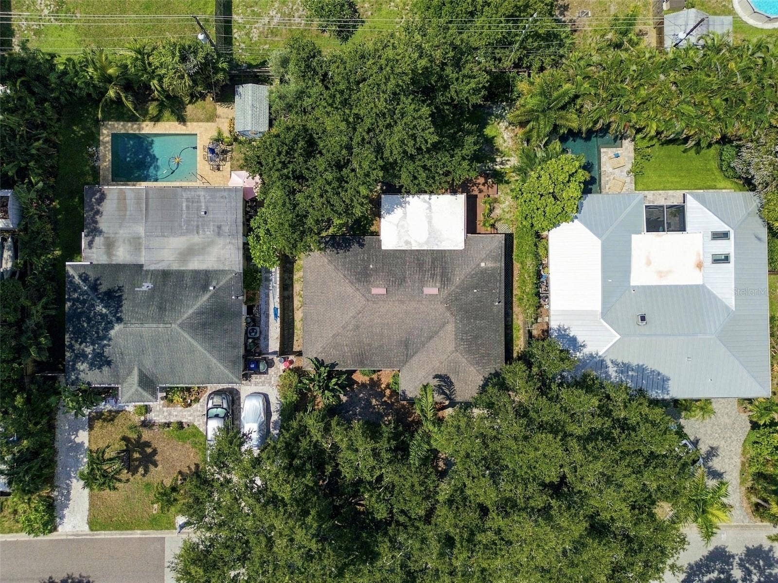 1612 SAN CHARLES DRIVE, Dunedin, FL 34698 1612 SAN CHARLES DRIVE, Dunedin, FL 34698