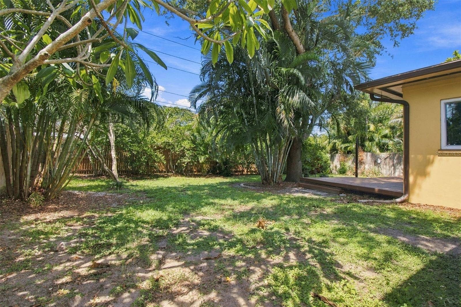 1612 SAN CHARLES DRIVE, Dunedin, FL 34698 1612 SAN CHARLES DRIVE, Dunedin, FL 34698