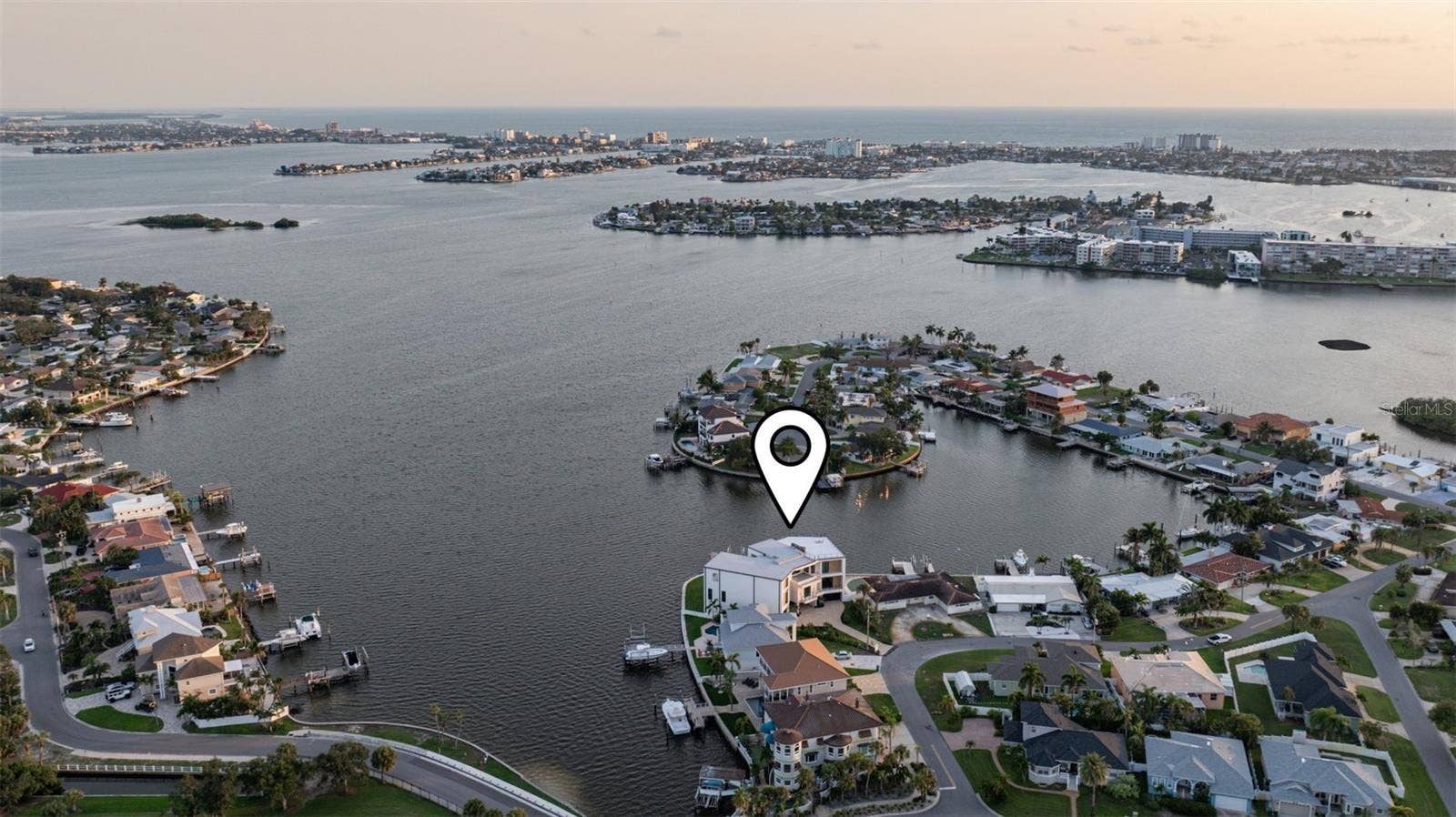 6503 DEBBIE LANE S, St Petersburg, FL 33707 6503 DEBBIE LANE S, St Petersburg, FL 33707