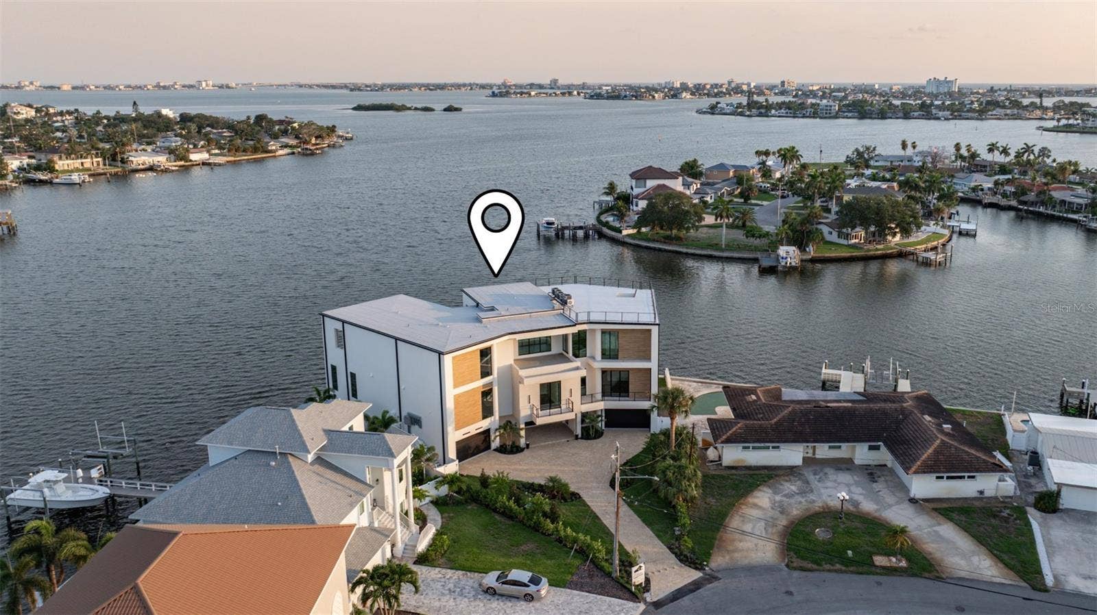 6503 DEBBIE LANE S, St Petersburg, FL 33707 6503 DEBBIE LANE S, St Petersburg, FL 33707