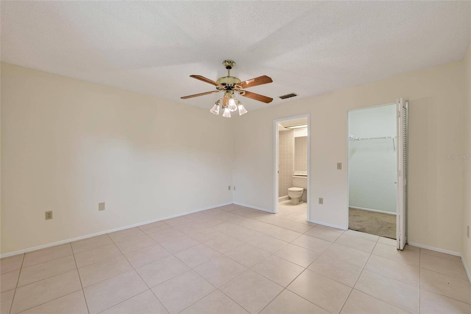 9545 DANVILLE COURT, #42, New Port Richey, FL 34655 Primary Bedroom- 9545 Danville Court, #42, New Port Richey, FL 34655Wedgewood Village Condos in Heritage Lake