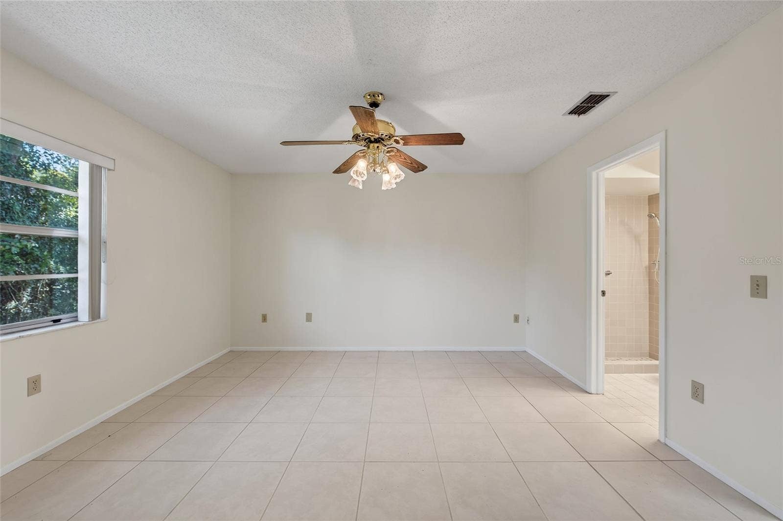 9545 DANVILLE COURT, #42, New Port Richey, FL 34655 Primary Bedroom- 9545 Danville Court, #42, New Port Richey, FL 34655Wedgewood Village Condos in Heritage Lake
