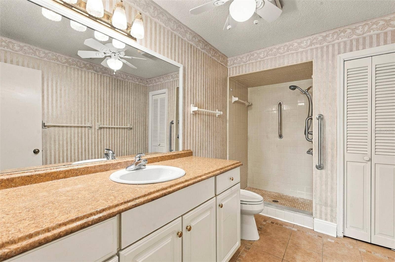 1611 DOWER WAY, Sun City Center, FL 33573