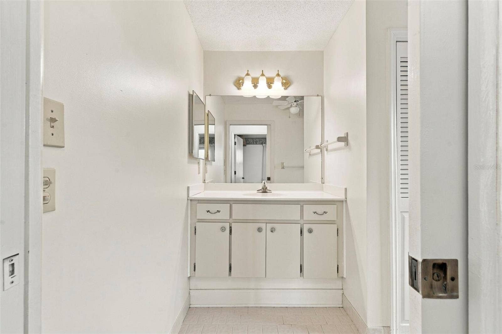 1611 DOWER WAY, Sun City Center, FL 33573