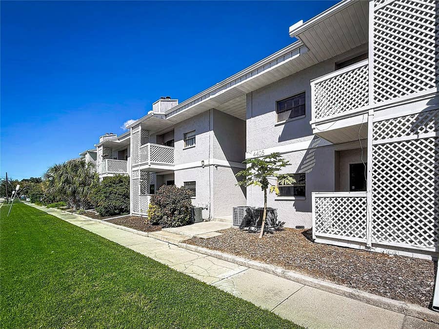 Property photo for 4405 W FAIR OAKS AVENUE, #19, Tampa, FL