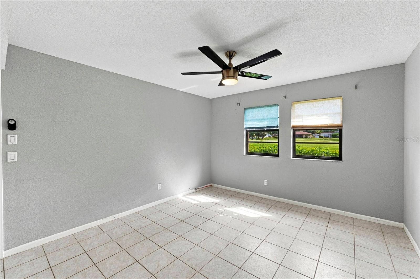 1000 TARPON WOODS BOULEVARD, #302, Palm Harbor, FL 34685