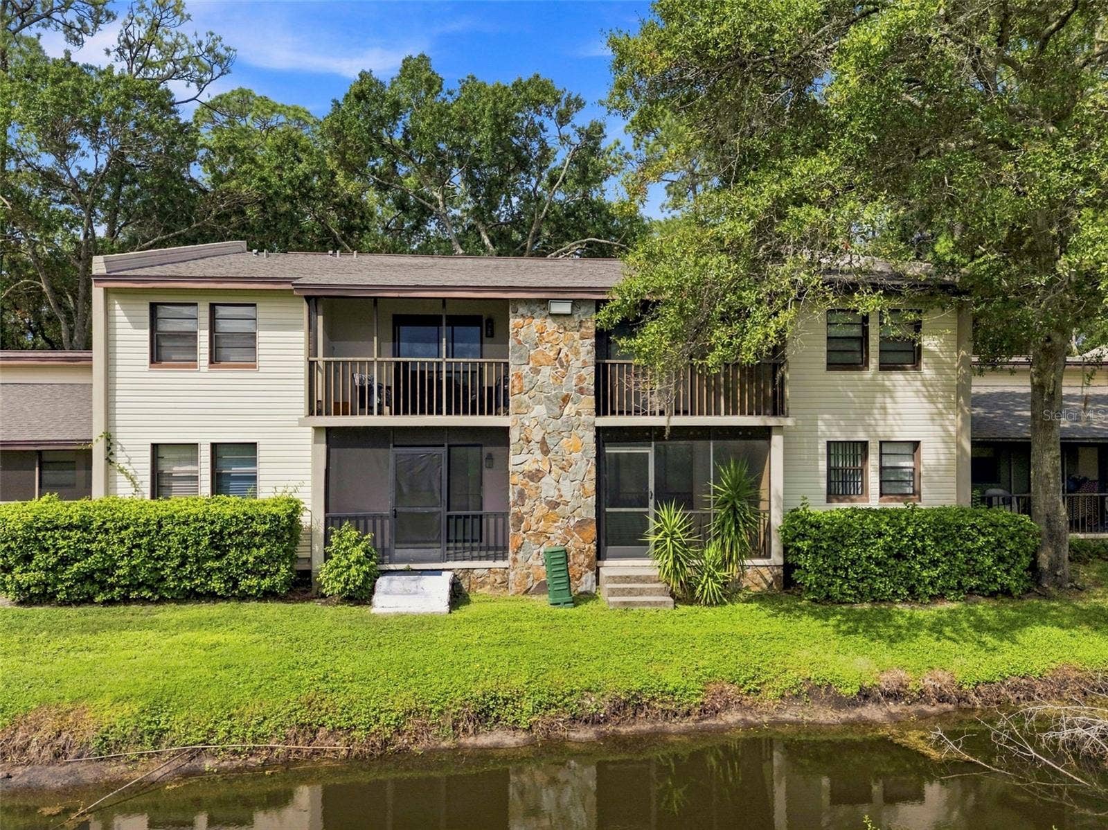 1000 TARPON WOODS BOULEVARD, #302, Palm Harbor, FL 34685