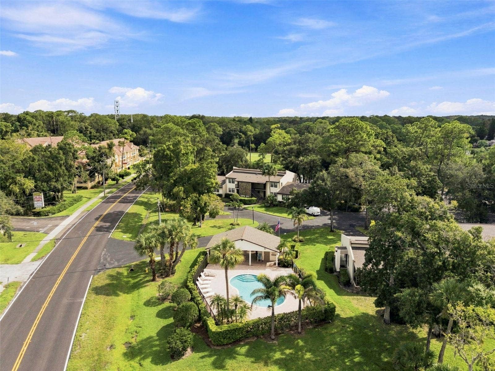 1000 TARPON WOODS BOULEVARD, #302, Palm Harbor, FL 34685