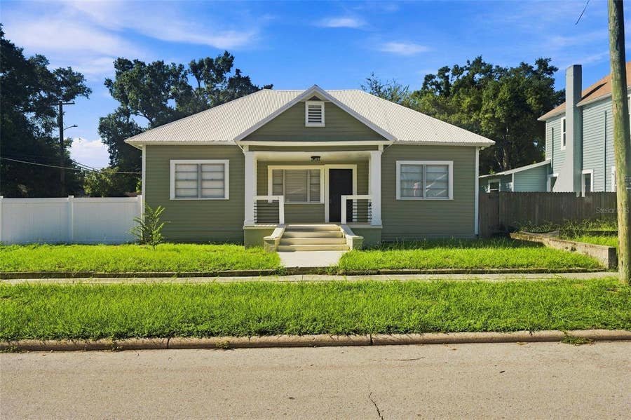 Property photo for 917 E 25TH AVENUE, Tampa, FL