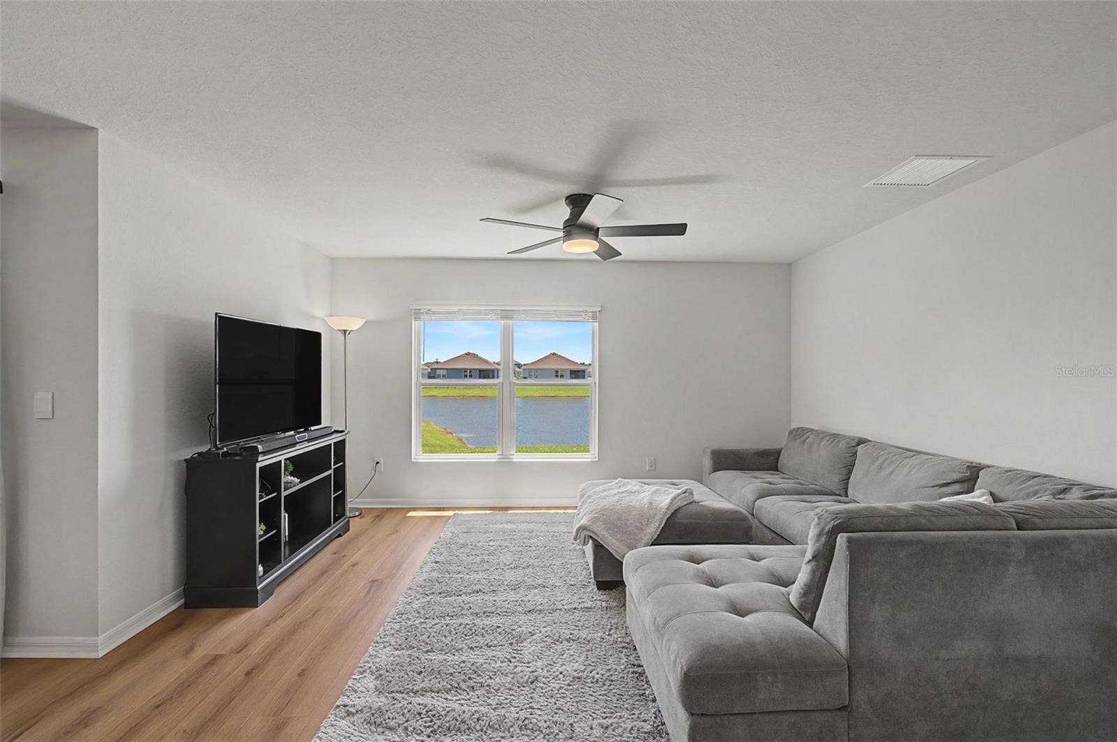 3733 112TH STREET E, Palmetto, FL 34221 3733 112TH STREET E, Palmetto, FL 34221