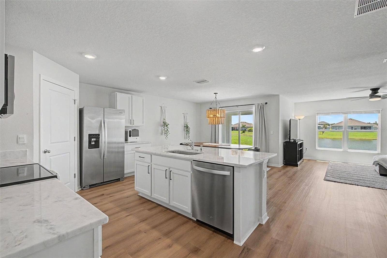 3733 112TH STREET E, Palmetto, FL 34221 3733 112TH STREET E, Palmetto, FL 34221