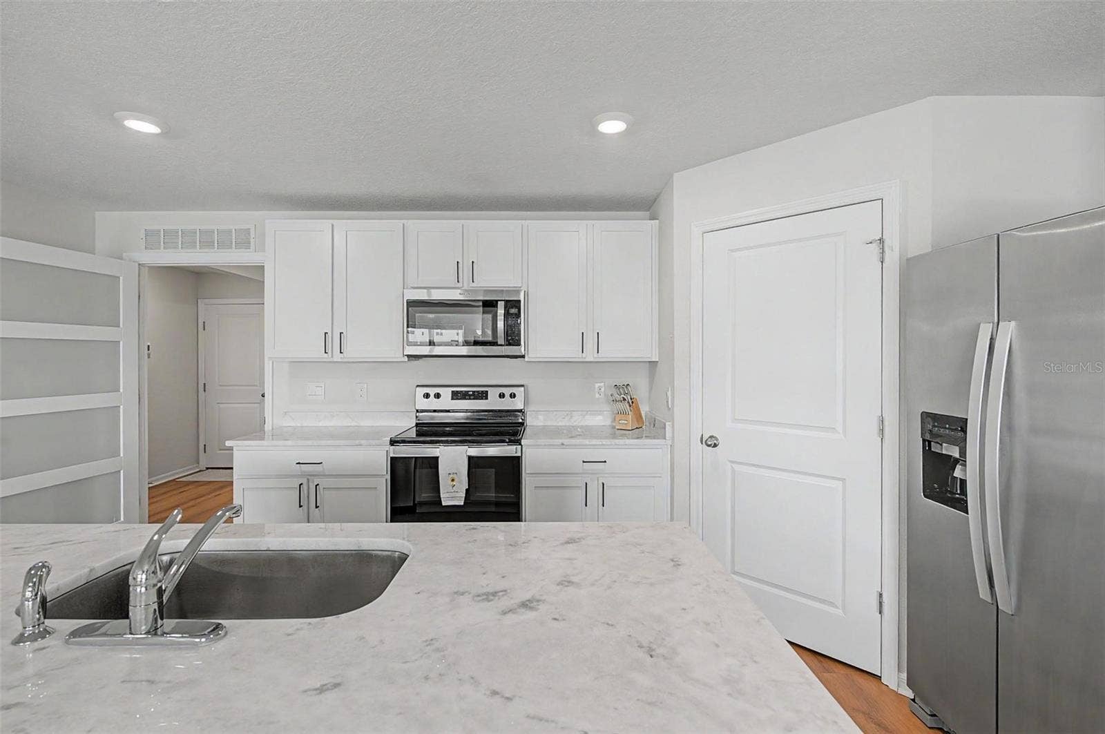 3733 112TH STREET E, Palmetto, FL 34221 3733 112TH STREET E, Palmetto, FL 34221