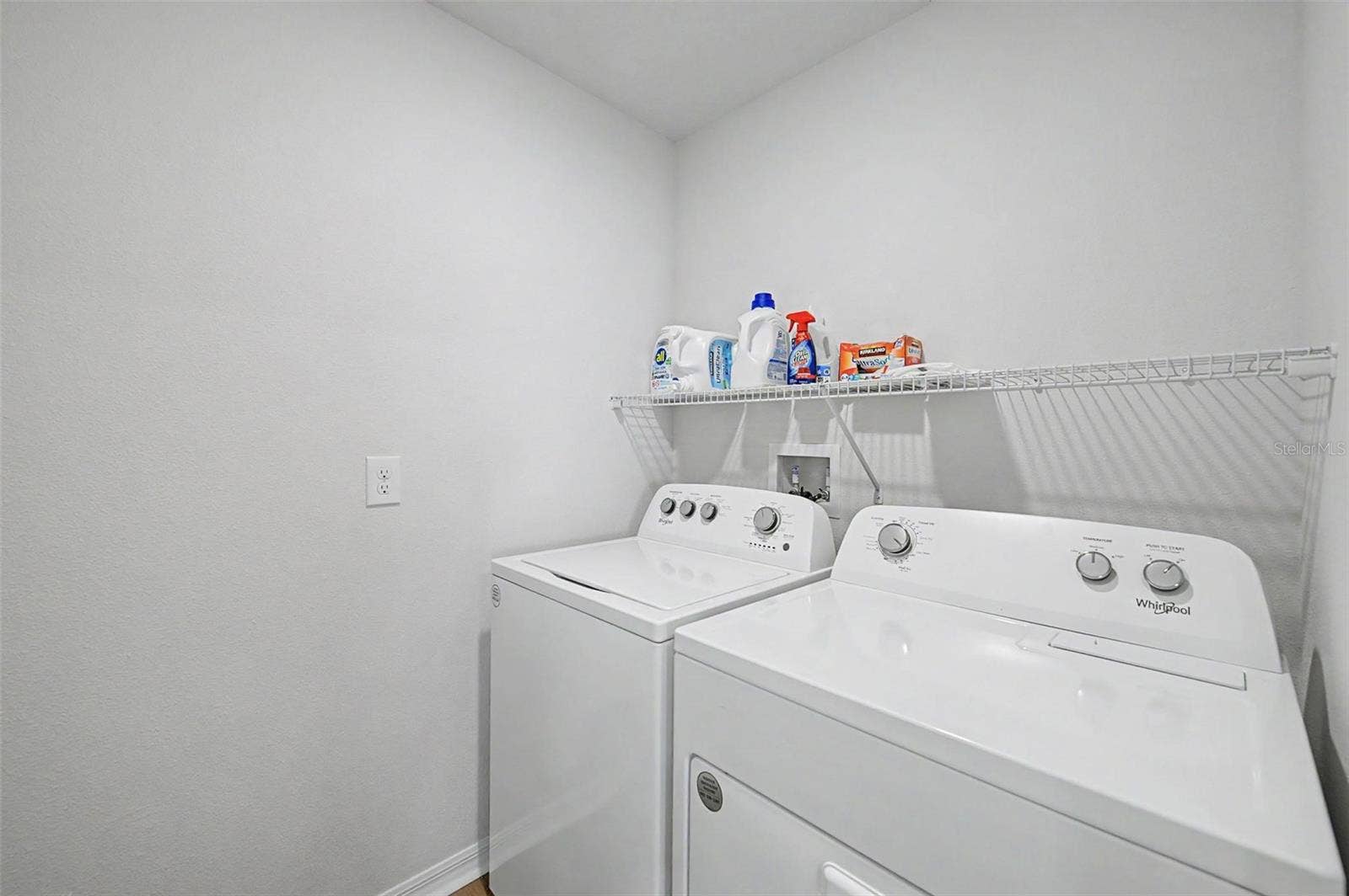 3733 112TH STREET E, Palmetto, FL 34221 3733 112TH STREET E, Palmetto, FL 34221