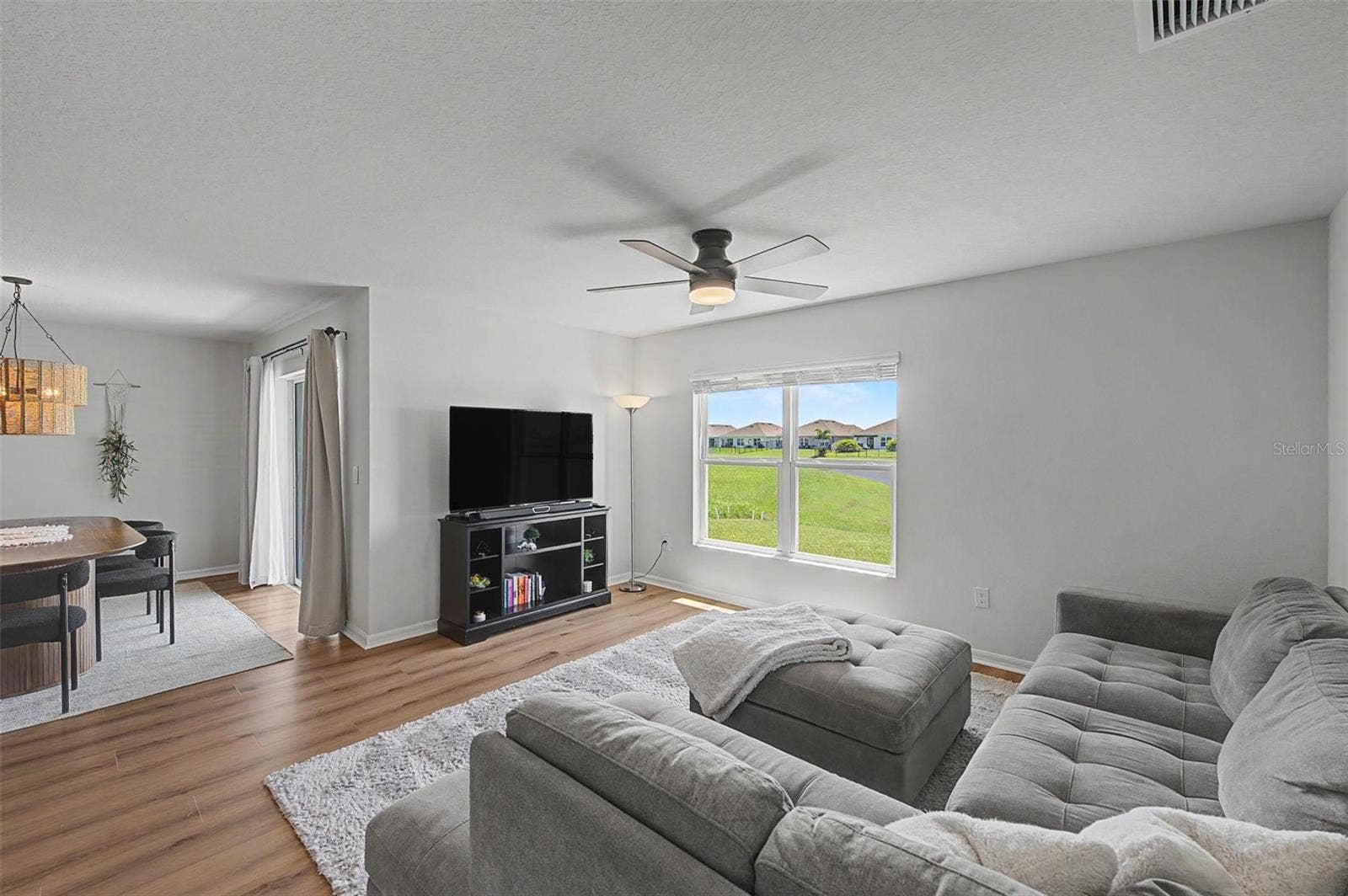 3733 112TH STREET E, Palmetto, FL 34221 3733 112TH STREET E, Palmetto, FL 34221