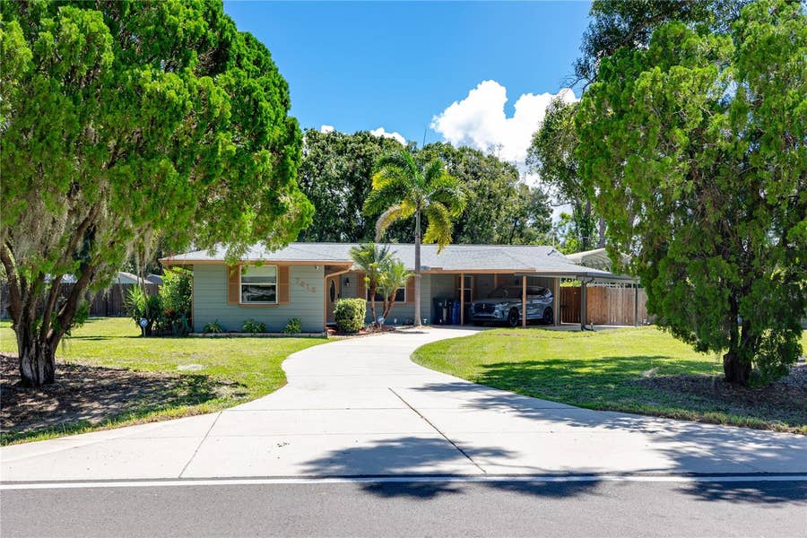 Property photo for 7913 BEASLEY ROAD, Tampa, FL