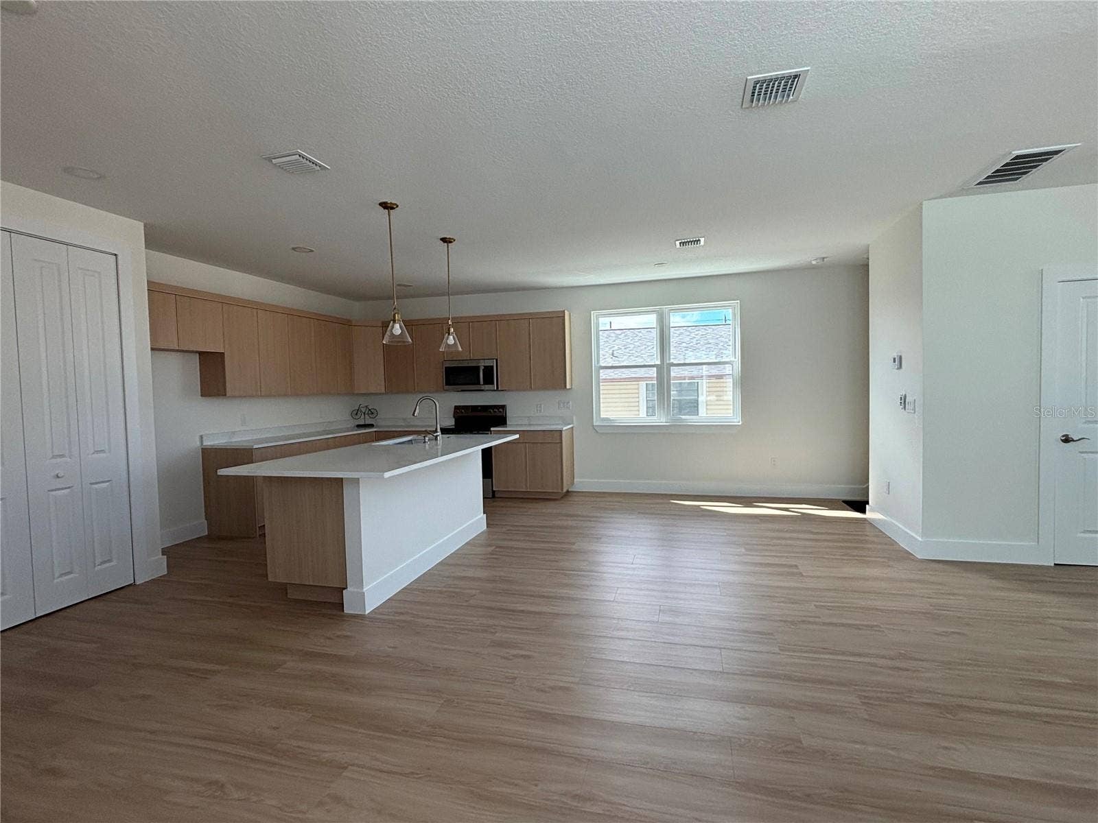 709 GULF BOULEVARD, Indian Rocks Beach, FL 33785