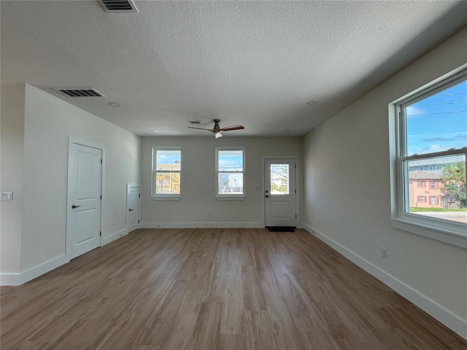 709 GULF BOULEVARD, Indian Rocks Beach, FL 33785